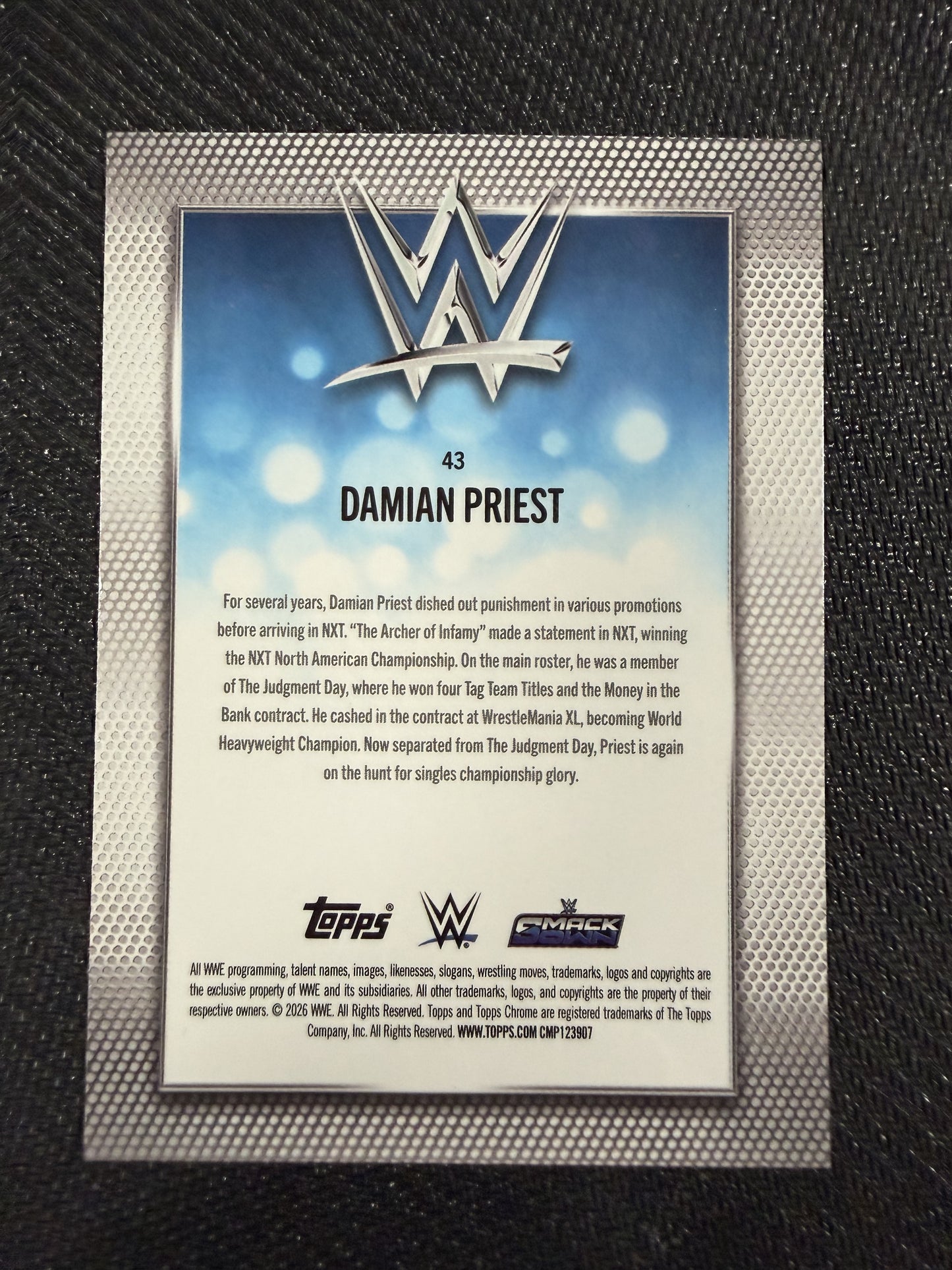 Topps Chrome WWE - Damien Priest /399