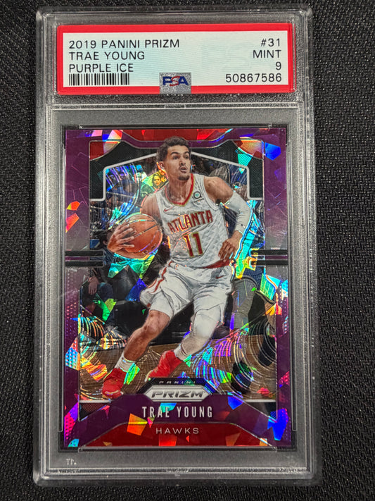 2019-20 Trae Young; Panini Prizm Purple Ice /149 #31 gegradet PSA 9